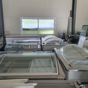 양념바트반찬냉장고사이즈다있습니다!