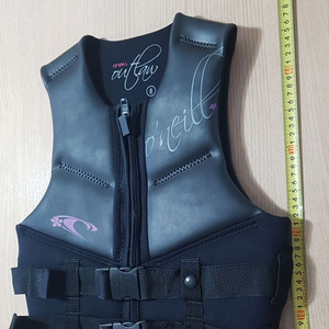 오닐 여성 웨이크 구명조끼, 아동 구명조끼