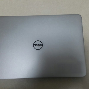 DELL XPS P30G