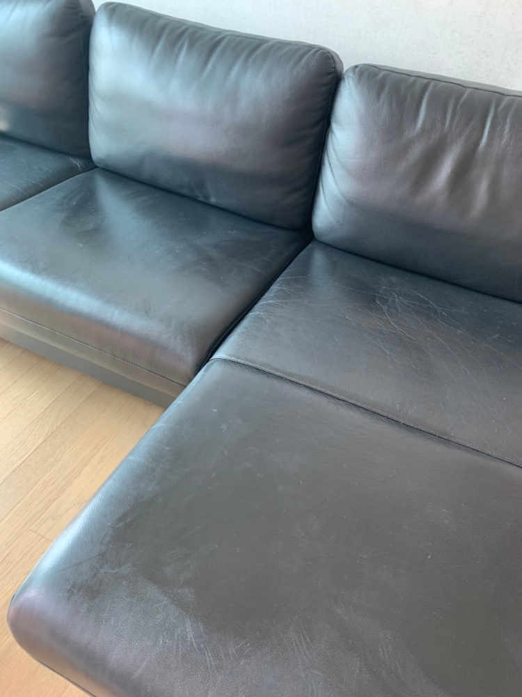 가죽쇼파 블랙 2017년 구입--3