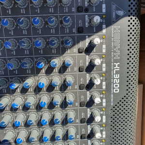 베링거 믹서 behringer x3200 45만 