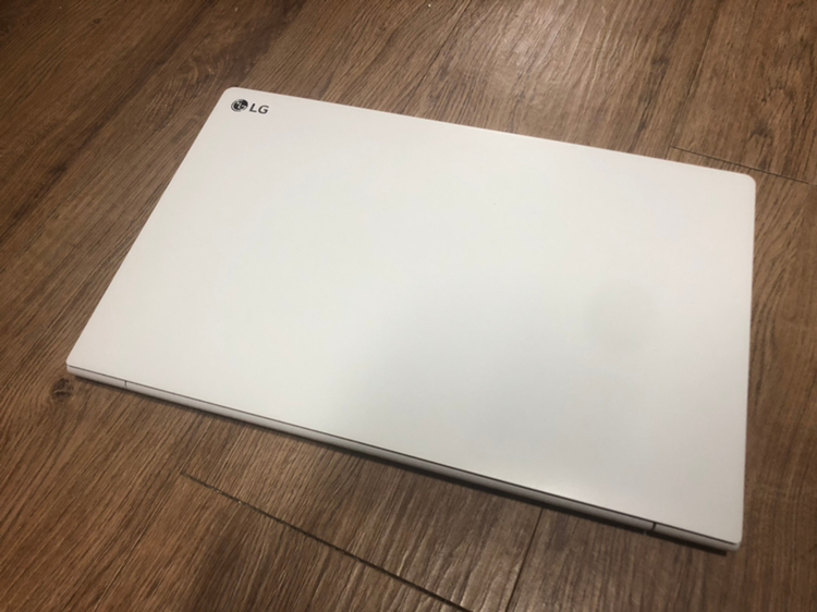 LG그램 15Z960 (i7/8G/250G) 판매--1