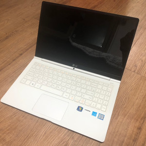 LG그램 15Z960 (i7/8G/250G) 판매