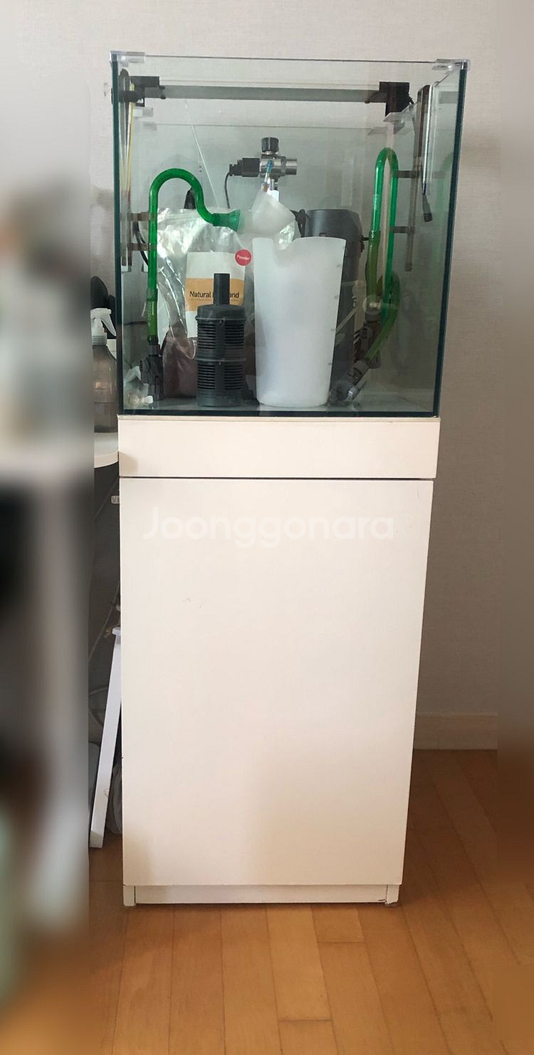 어항세트및 수납장. 에하임외부여과기포함--0