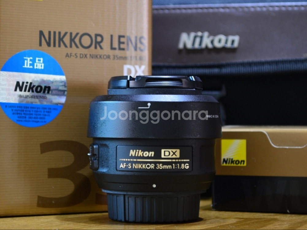 니콘 d3200, 18-55mm , 35mm f/1.8--4