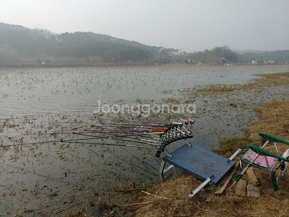 발판좌대 팝니다--0