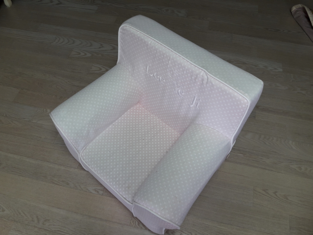 포터리반 키즈 애니웨어체어 &빈백(어린이쇼파)--1