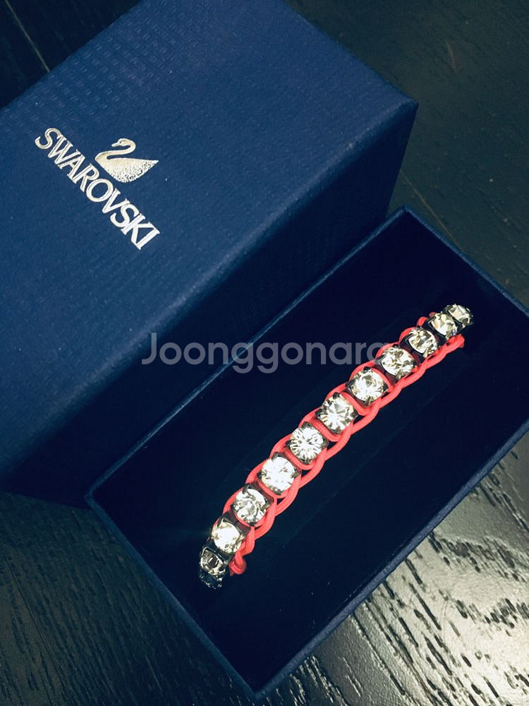 정품 스와로브스키팔찌 새상품--0