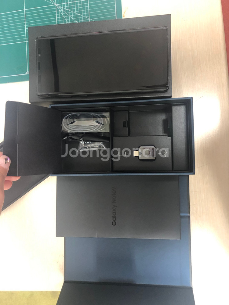 갤럭시노트9 128G S급 풀박 판매합니다 --1