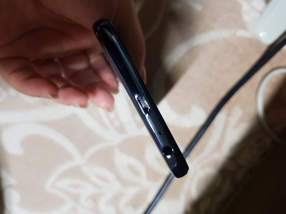 J4+(J415)가개통/뒷면스크래치/부산직거래--5