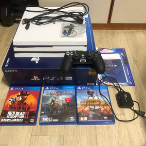 플스4프로 1테라 7218B 타이틀 3장