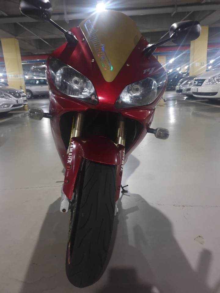 야마하 r1 01년식--1