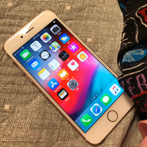 아이폰 6s 로즈골드 128GB 12만원이요