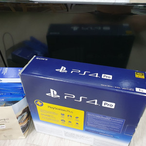 플레이스테이션PS4. pro 모니터32인치포함