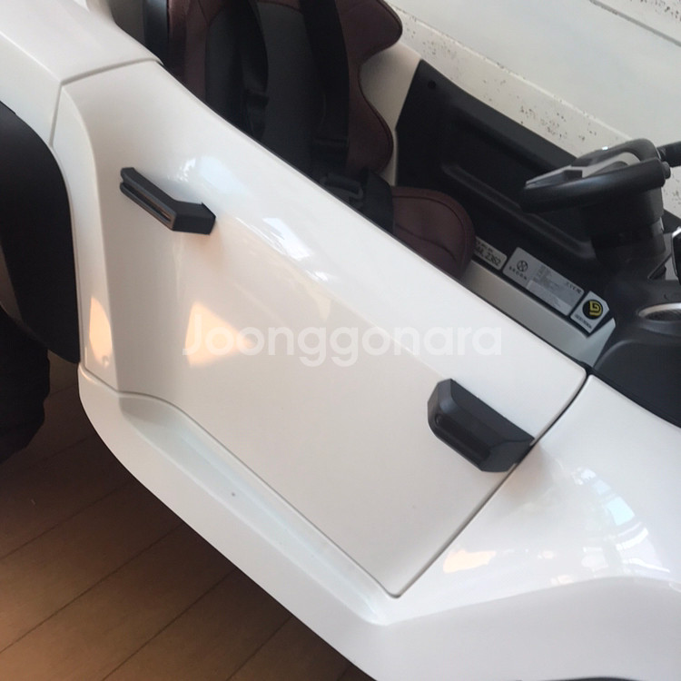 헤네스 브룬T 879--1