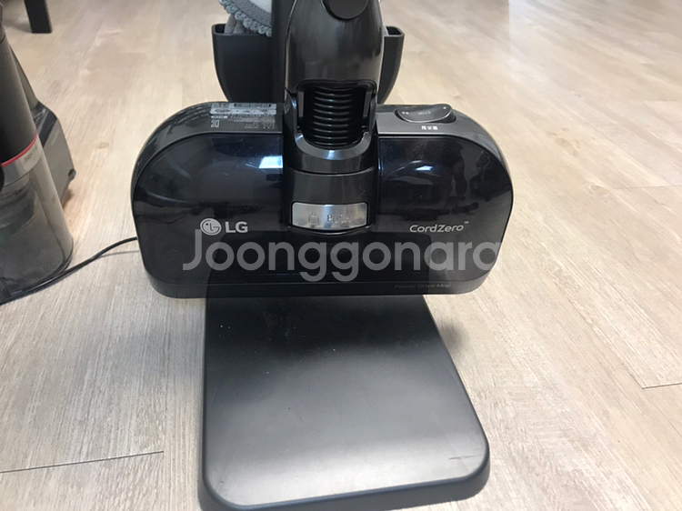 (창원) 코드제로 A9 + 물걸레 키트 팝니다.--3