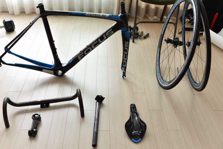 독일 포커스 프리미엄 로드자전거 프레임 + 파츠 판매--3