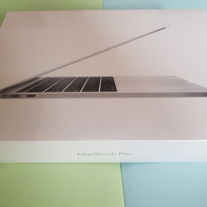 완전 미개봉 애플 맥 프로 MPXU2KH/A 판매.~
