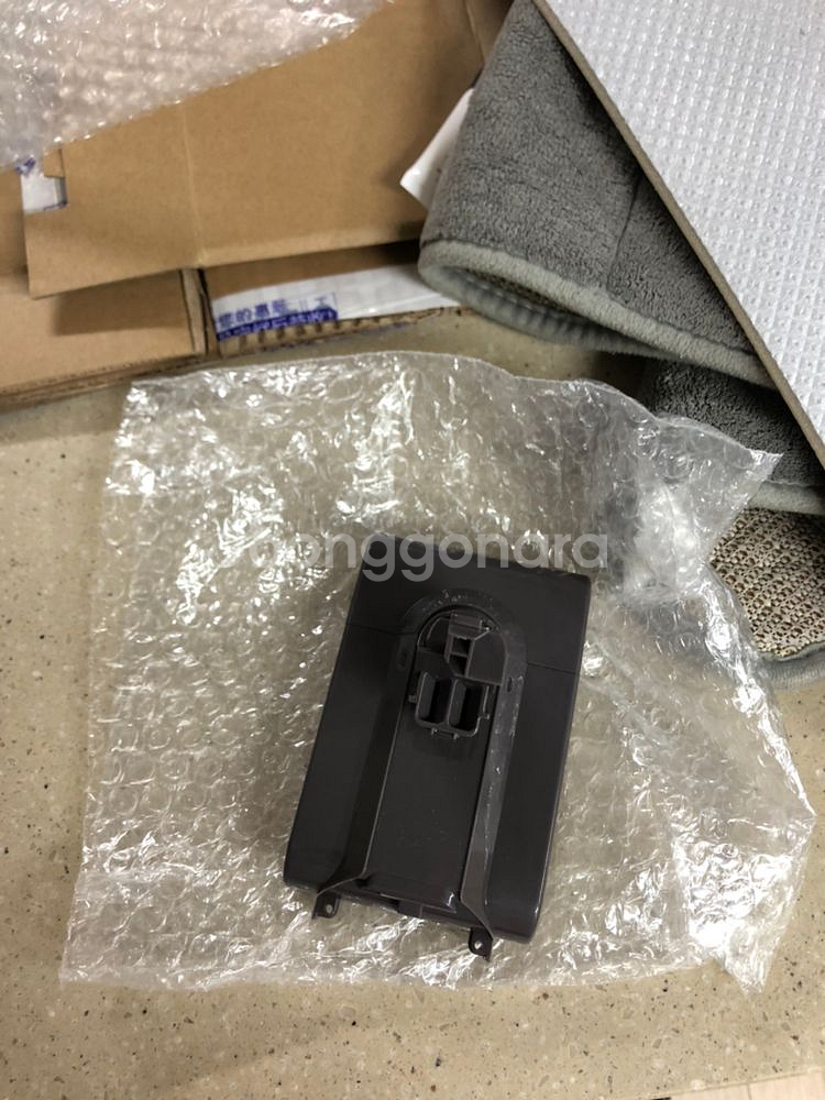 새상품) 다이슨 V7 배터리 --0