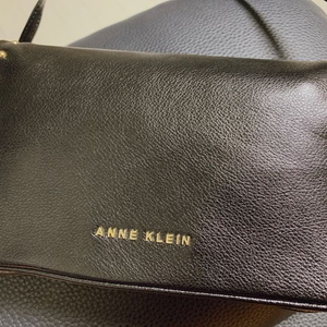 앤클라인(anne klein) 크로스백