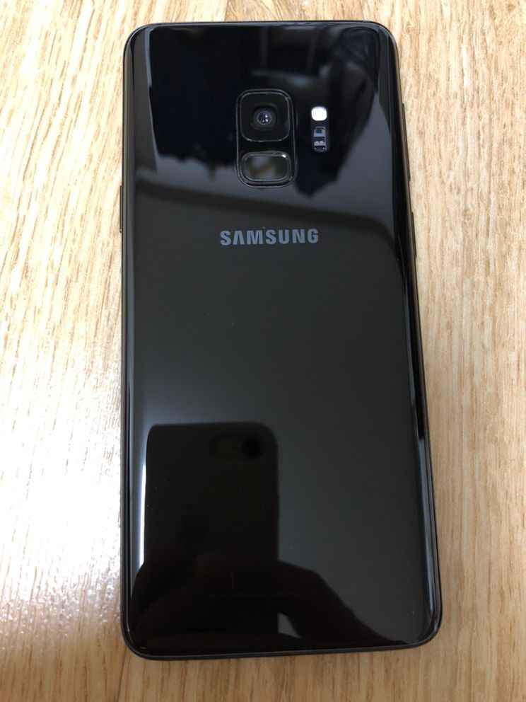 갤럭시 S9 64gb (풀박스) 24만원 팝니다.--1