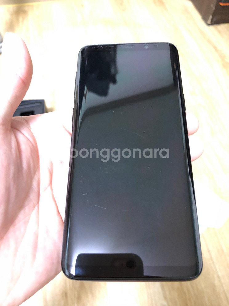 갤럭시 S9 64gb (풀박스) 24만원 팝니다.--7