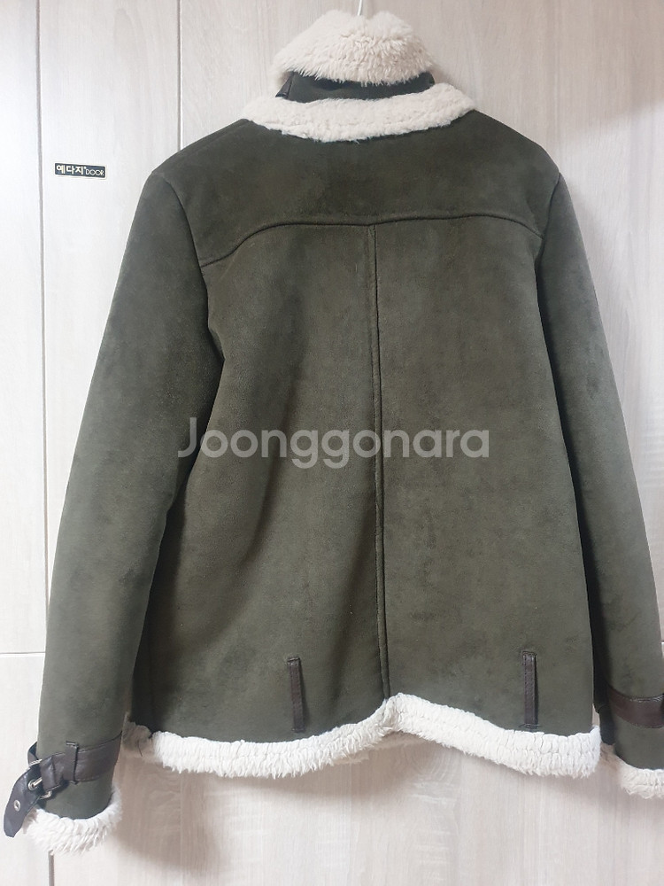 여성무스탕입니다 자켓--3