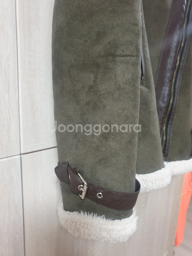 여성무스탕입니다 자켓--4