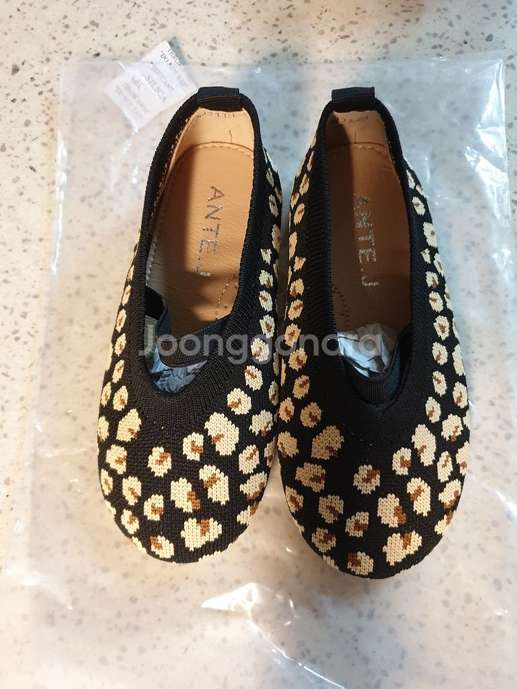 여아 180 사이즈 구두판매해요. 새상품--1