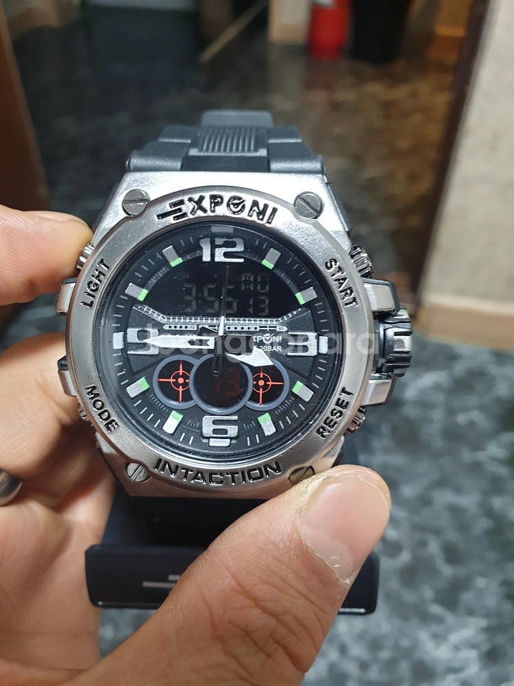 다기능 스포츠 만능 시계--1