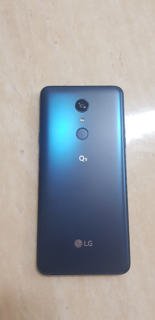 LG Q9--7