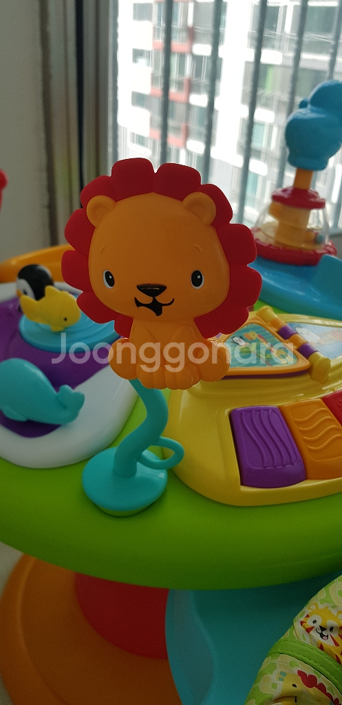 어라운드 위고--4