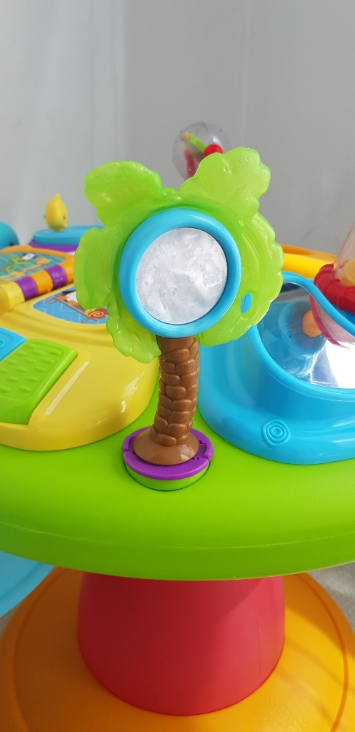 어라운드 위고--5