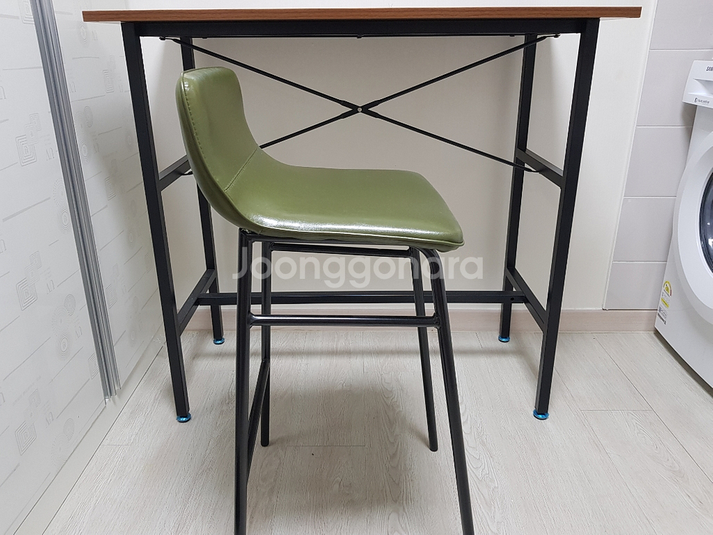 급처분 바테이블+의자 팝니다 30,000원--2