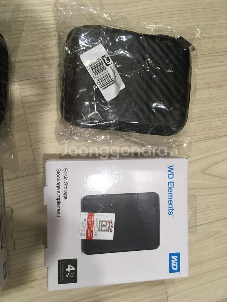 WD 2.5인치 4tb 외장하드 팔아요--1