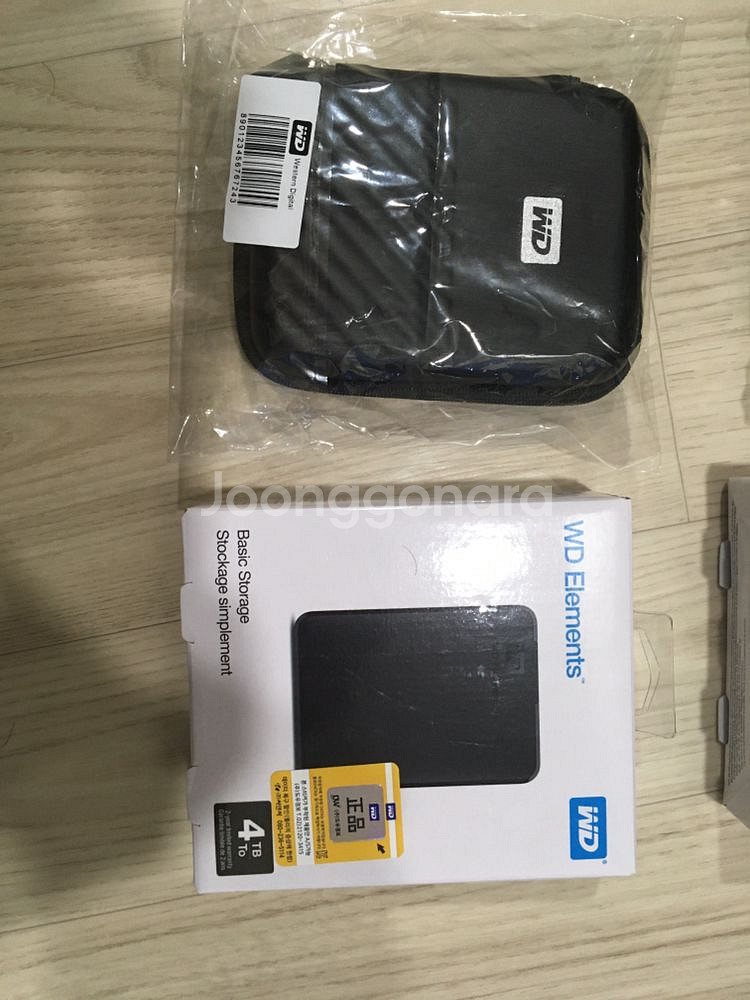 WD 2.5인치 4tb 외장하드 팔아요--2