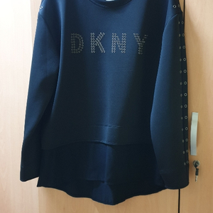 DKNY 티셔츠