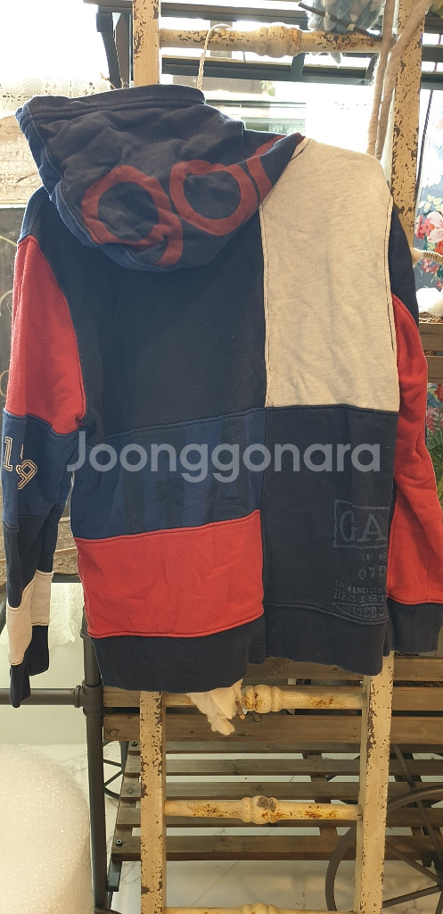 갭  컬러플 하고 멋진 후드 입니다--1