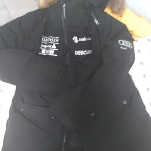 데상트 아우디 패딩 가격내림