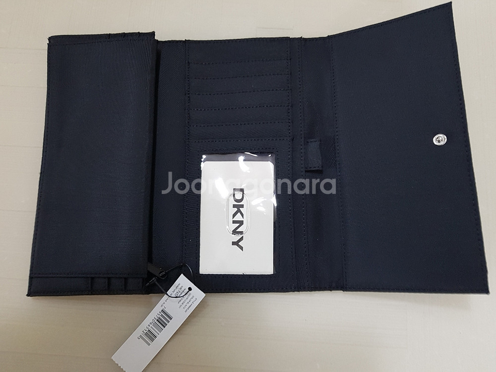DKNY장지갑(새상품)--2