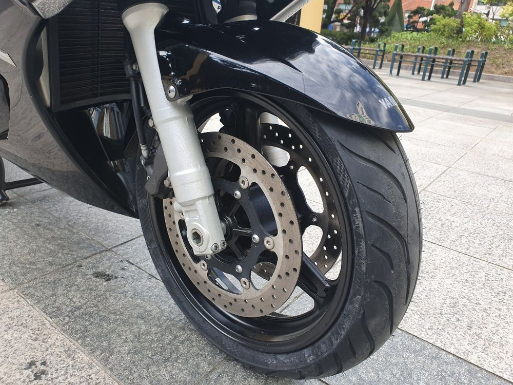야마하 FJR1300--6
