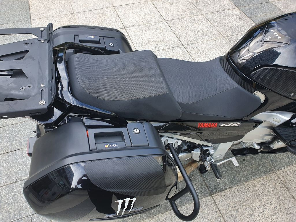 야마하 FJR1300--8