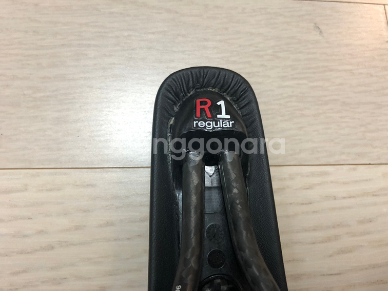 로드 자전거 카본 안장 Fizik Antares R1--3