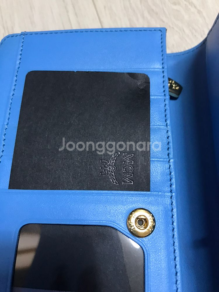 MCM가죽지갑 (100%새제품)--4