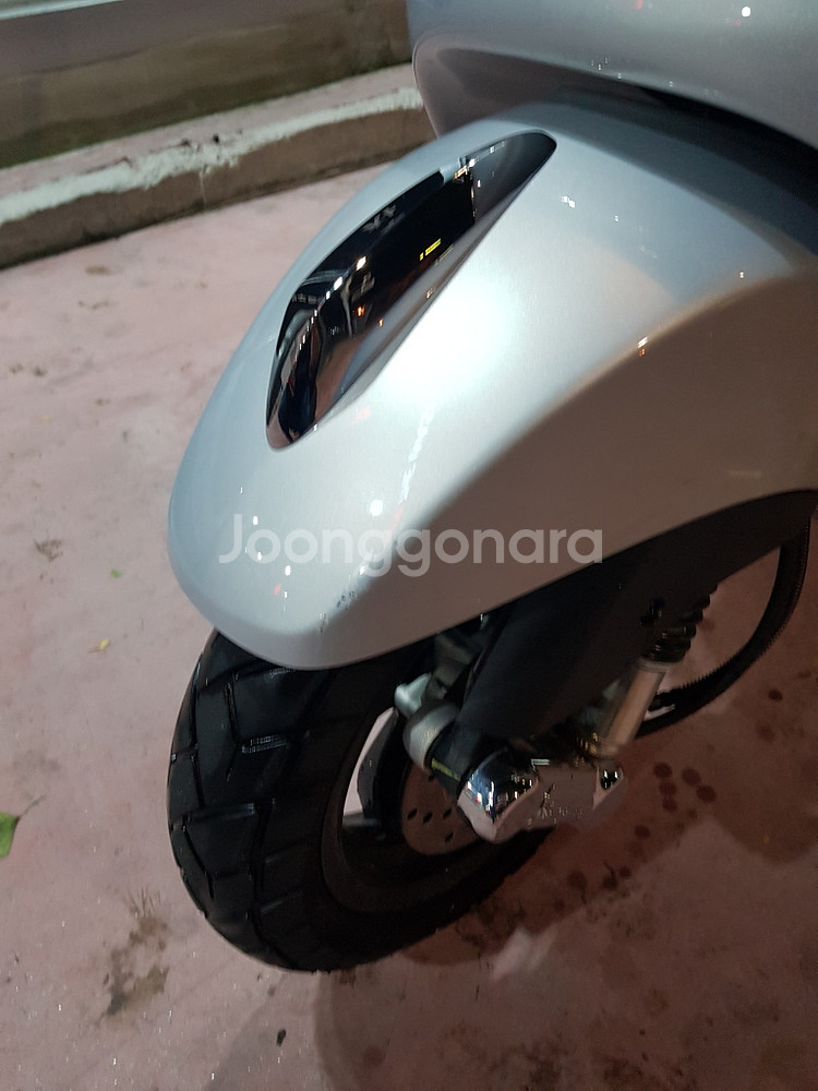 18년식 베스파lx125 팝니다.  (가격 내림)--6