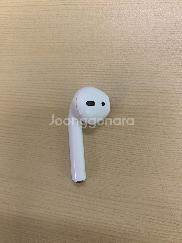 에어팟 왼쪽--0