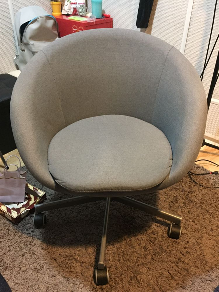 이케아 회전의자 SKRUVSTA 80280006--0