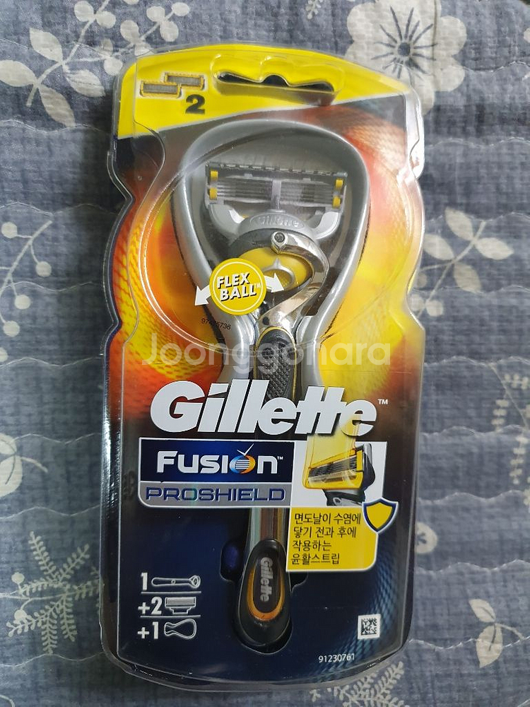 질레트 프로쉴드 옐로우--0