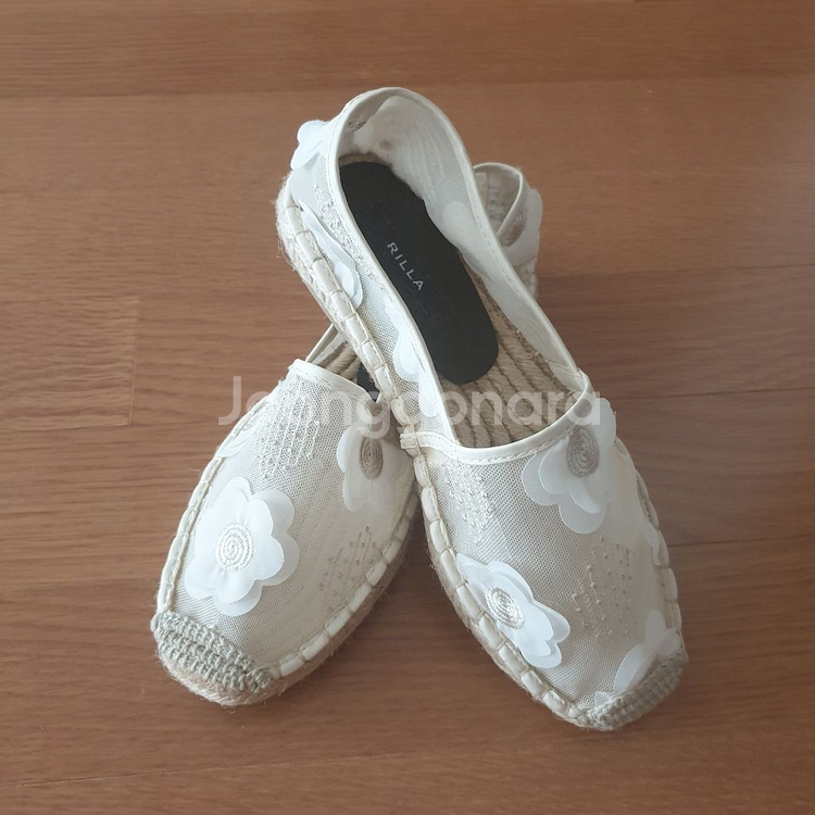 새상품/여성에스파듀240--0