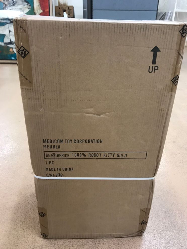 베어브릭 로봇토끼골드 (robot kitty gold)--1